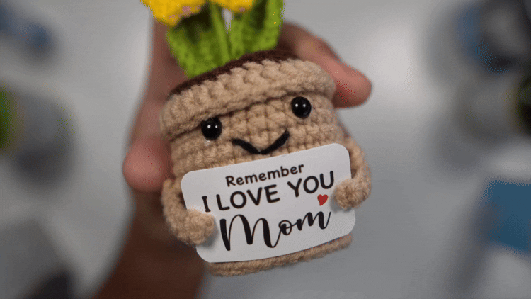 Mini Birthday Gifts for Mom，Handmade Crochet Cute Small Sunflower Gifts